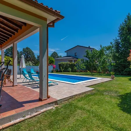 Prázdninový dům Ornela, Summer And Sun, Ideal For Families And Pets!