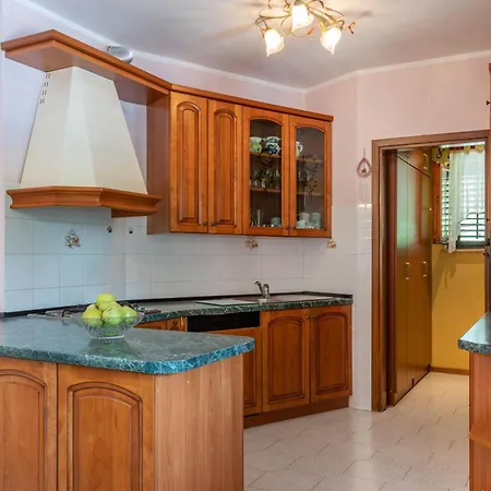 Ornela, Summer And Sun, Ideal For Families And Pets! Nyaraló Santalezi