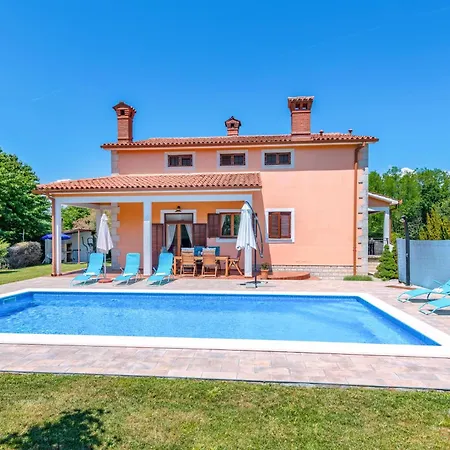 Nyaraló Ornela, Summer And Sun, Ideal For Families And Pets! Santalezi